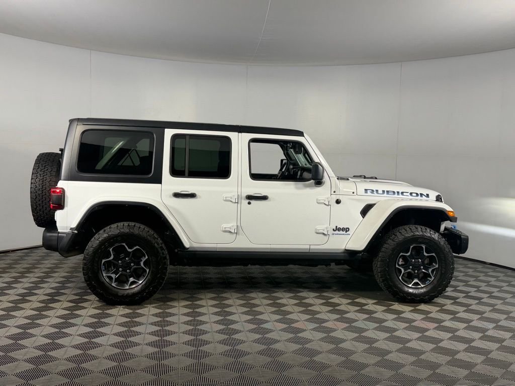 Used 2023 White Jeep Rubicon 4xe image 3