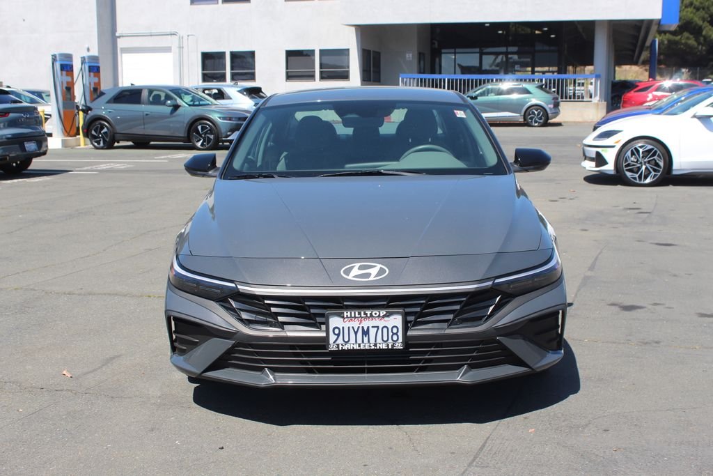 Certified Used 2025 Gray Hyundai SEL Sport image 4