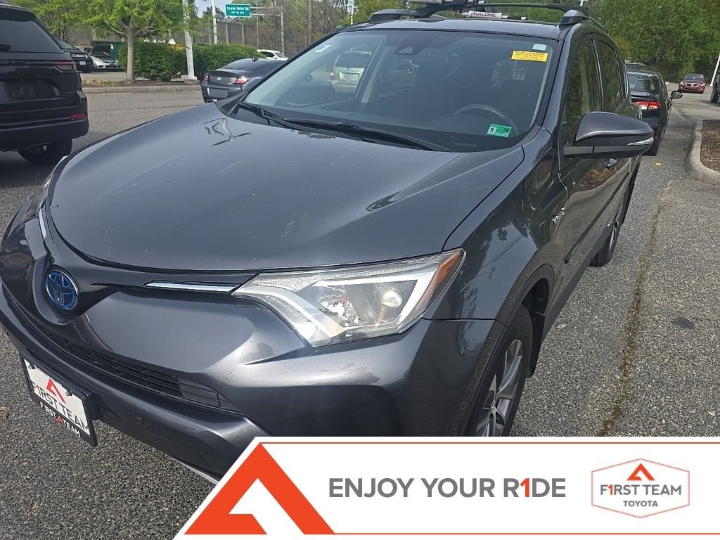 Toyota RAV4 Hybrid XLE AWD