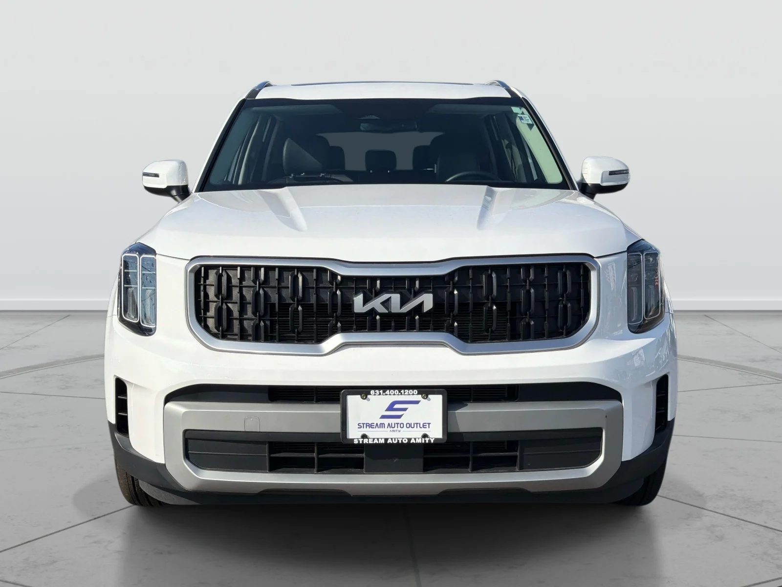 Used 2024 White Kia EX image 2