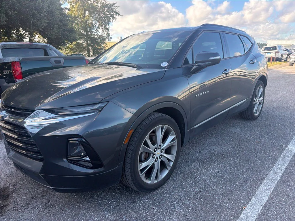 Used 2020 Gray Chevrolet Premier image 1