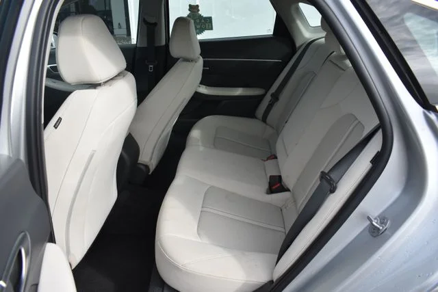 Used 2025 Silver Hyundai SEL image 13