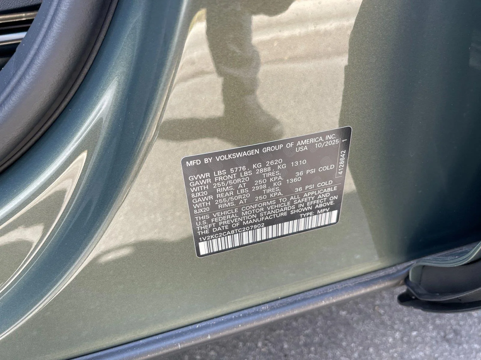Certified Used 2026 Avocado Green Pearl Volkswagen 2.0T SE w/Technology image 12