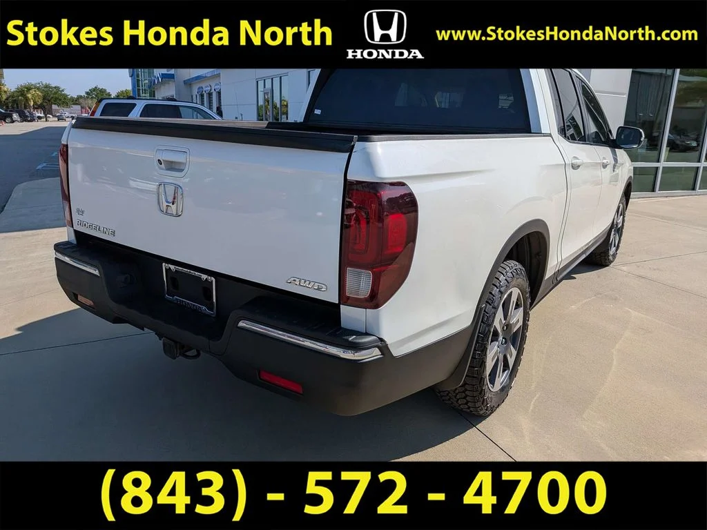 Used 2017  Honda RTL image 2