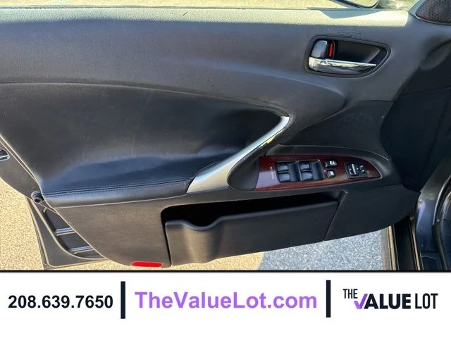 Used 2006  Lexus 250 image 19