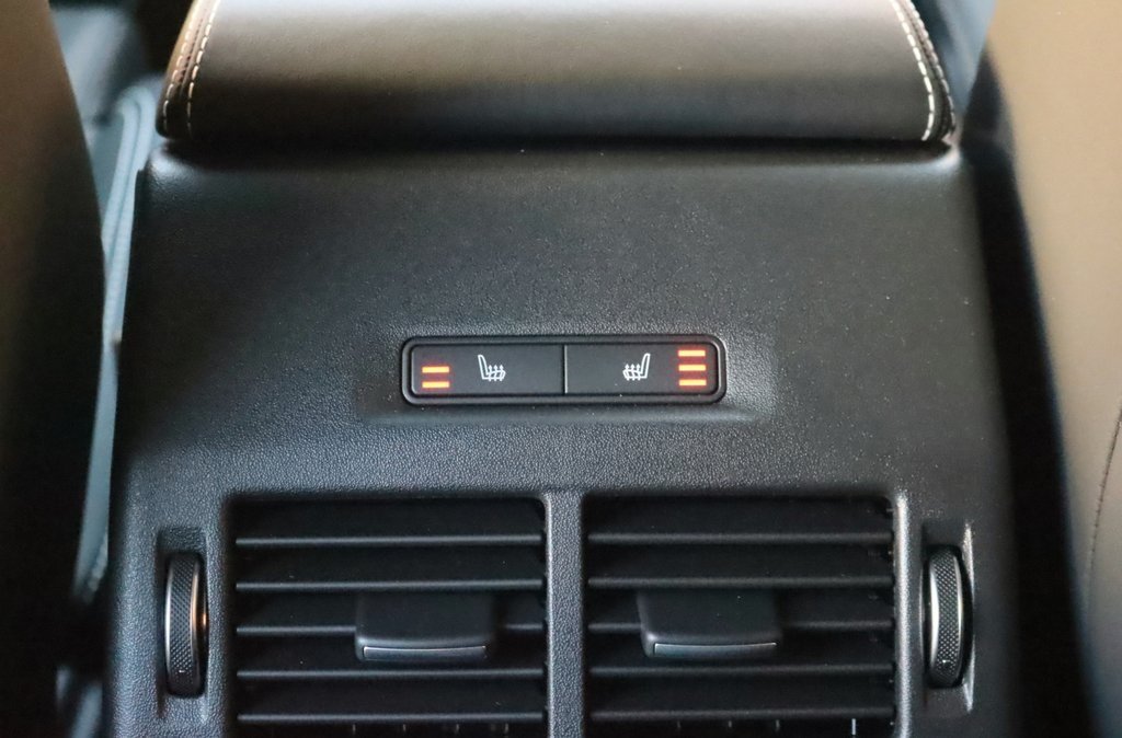 2024 JAGUAR E-PACE - Image 34