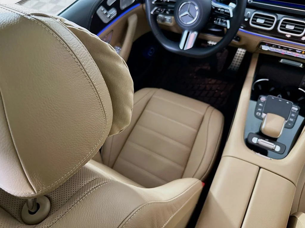 Used 2026 White Mercedes-Benz GLS 580 image 24