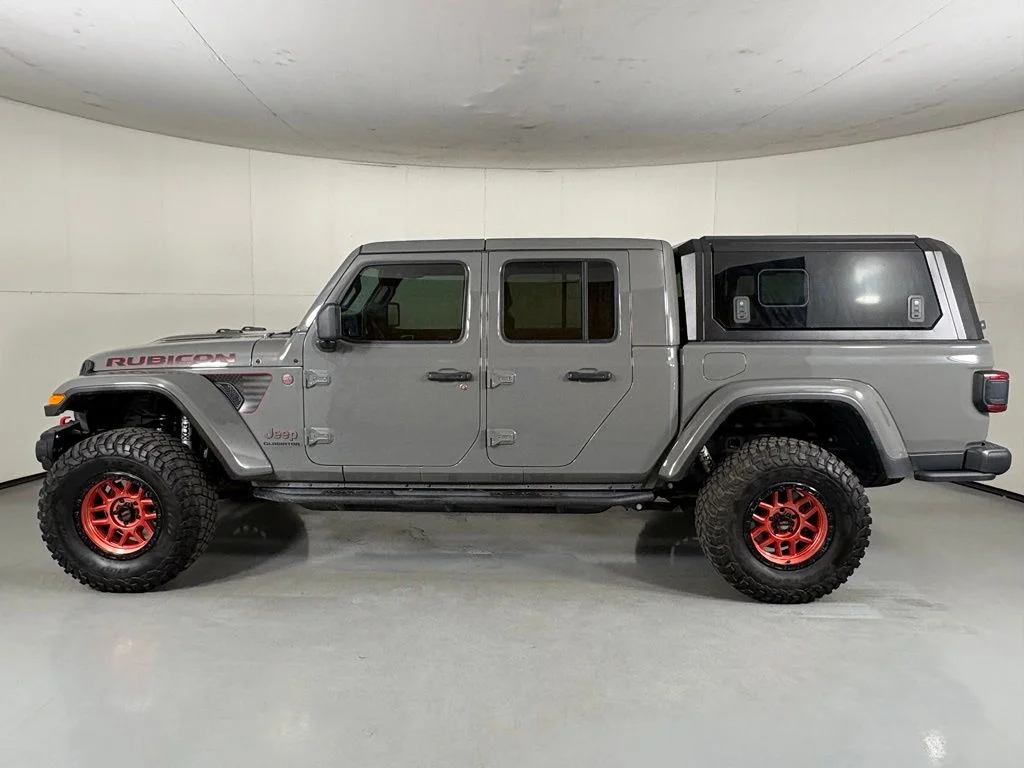 Used 2021 Gray Jeep Rubicon image 5