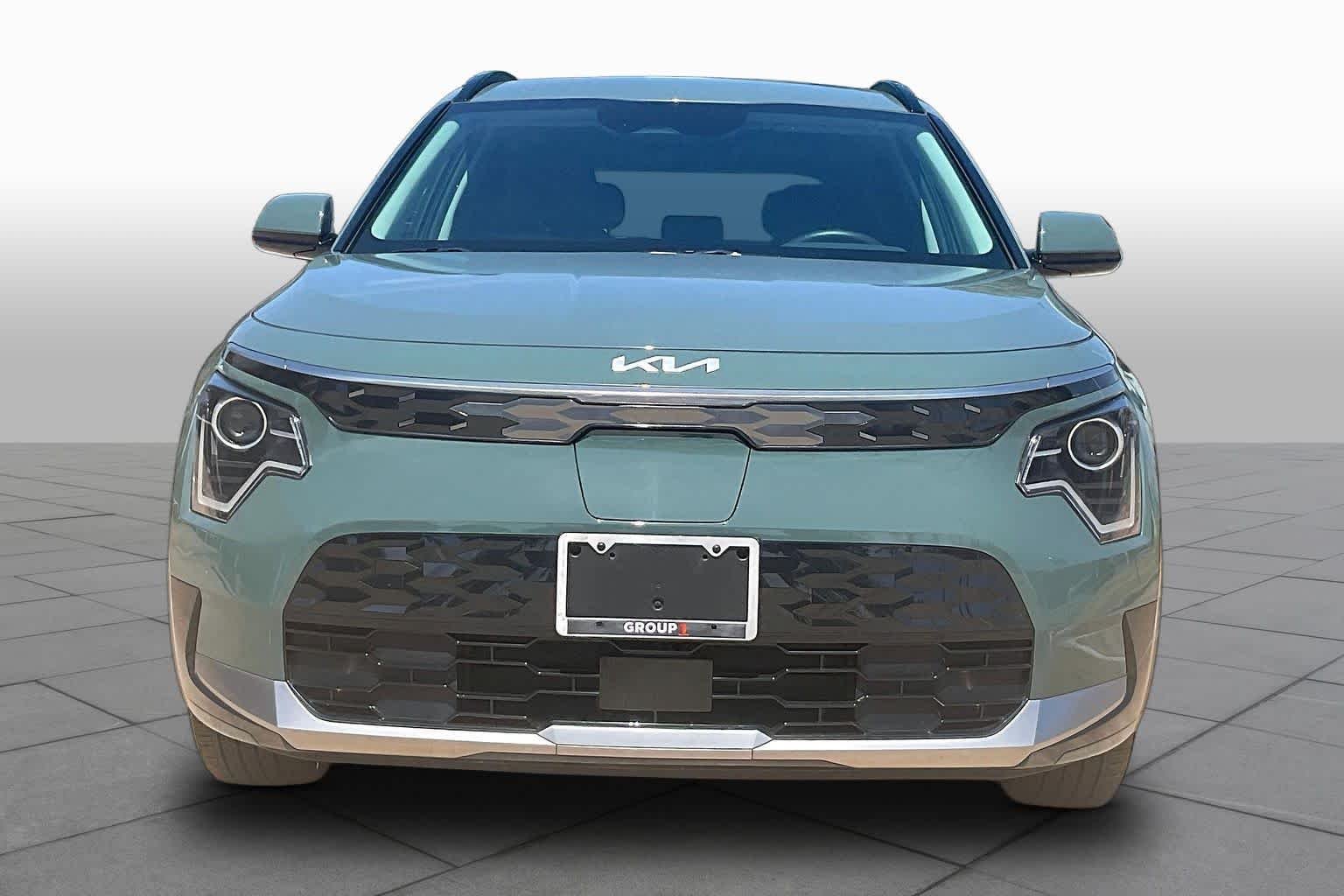 Pre-Owned 2023 Kia Niro EV Wind