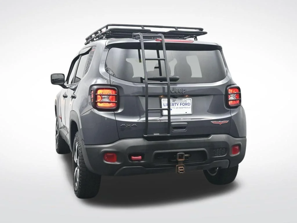 Used 2022 Graphite Gray Jeep Trailhawk image 9