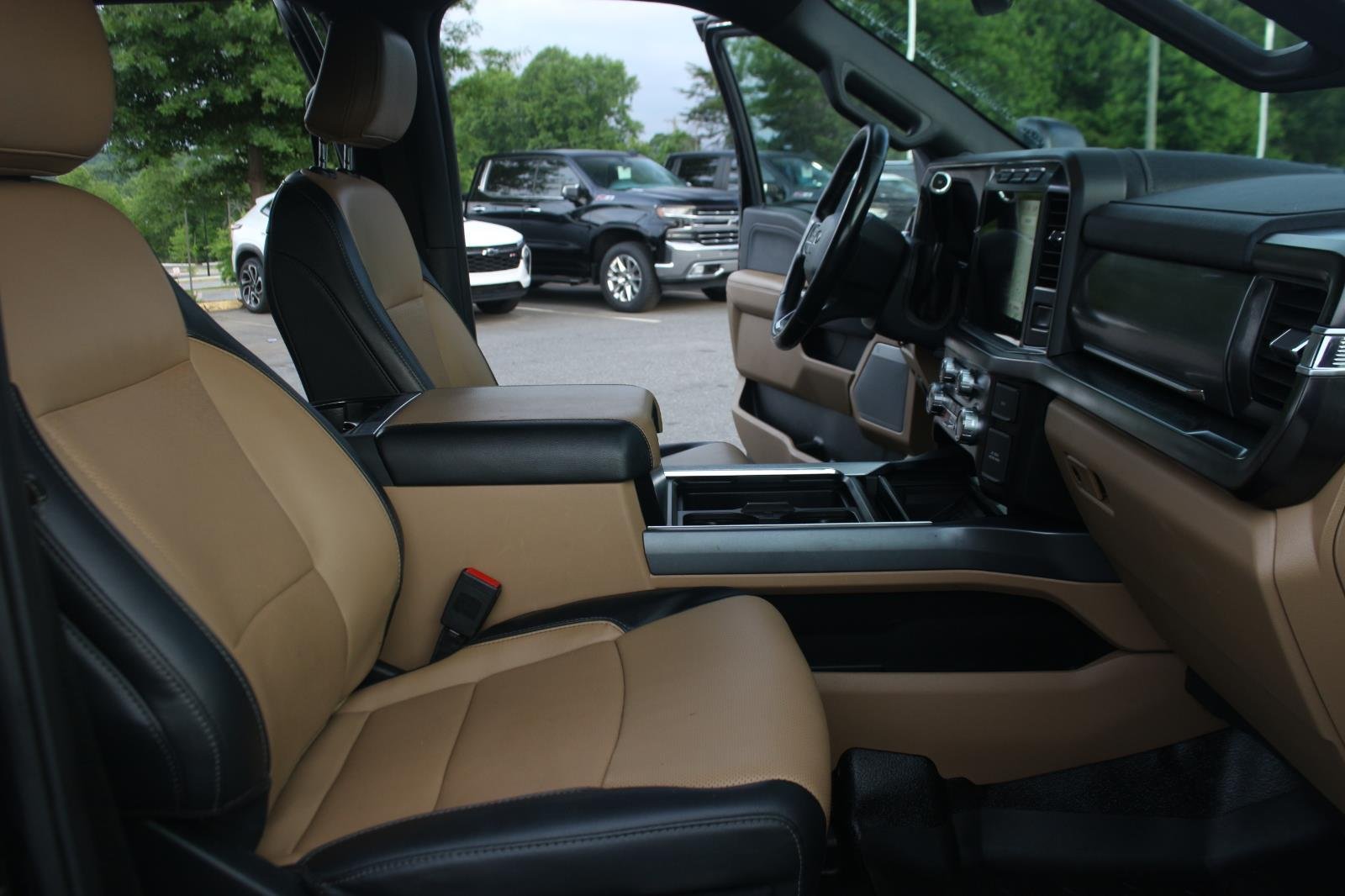 Used 2023 Black Ford XL image 35