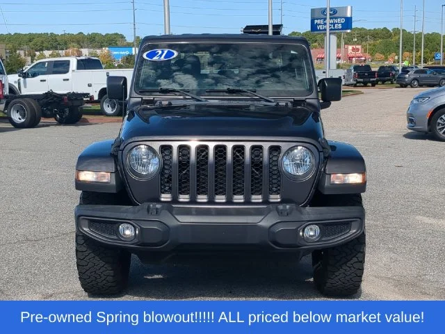 Used 2021 Gray Jeep Sport image 16