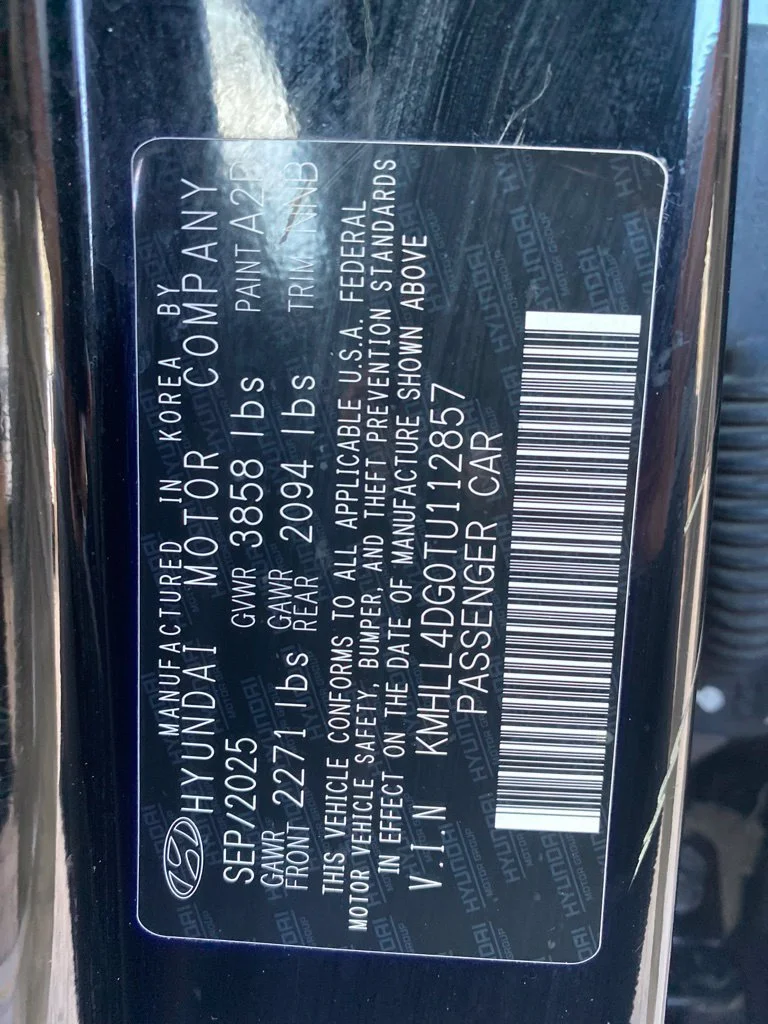 Used 2026 Black Hyundai SE image 28