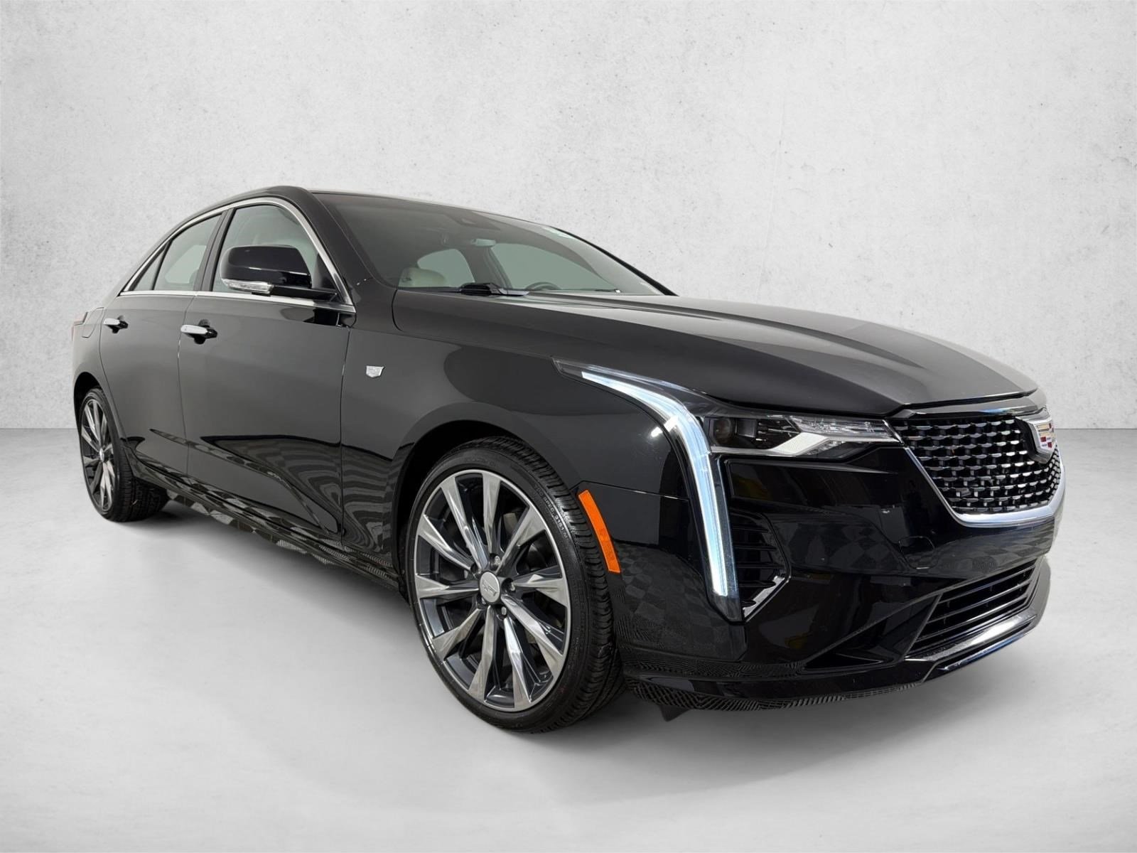 2022 Cadillac CT4