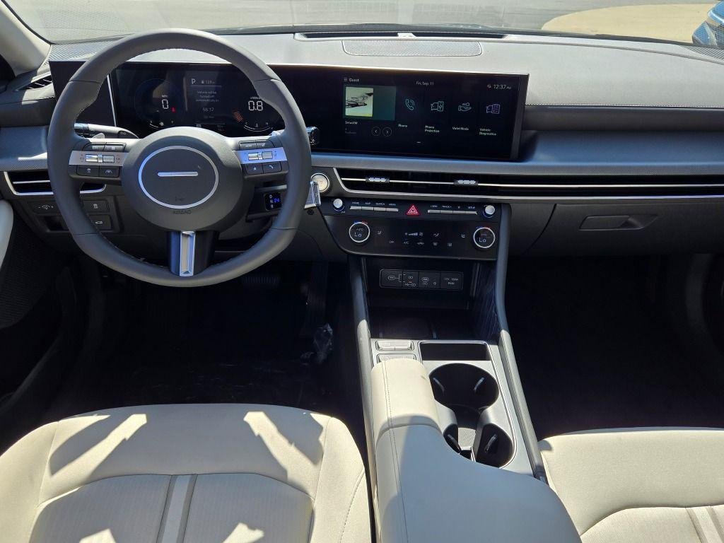 New 2026 Abyss Black Hyundai SEL Sport image 15
