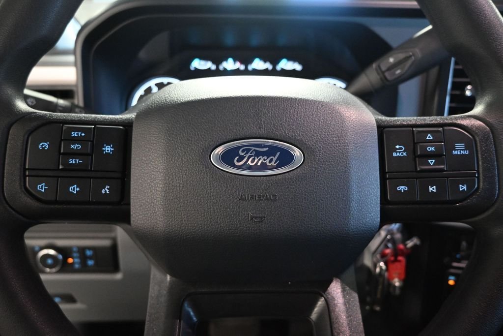 New 2026 Oxford White Ford XL image 13