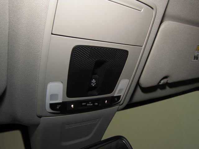 2025 Honda CR-V EX - Photo 8