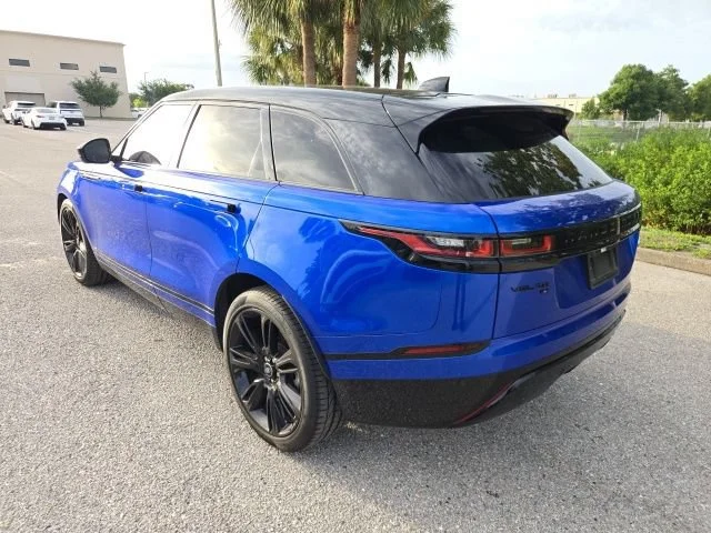 Used 2021 Blue Metallic Land Rover R-Dynamic S image 3