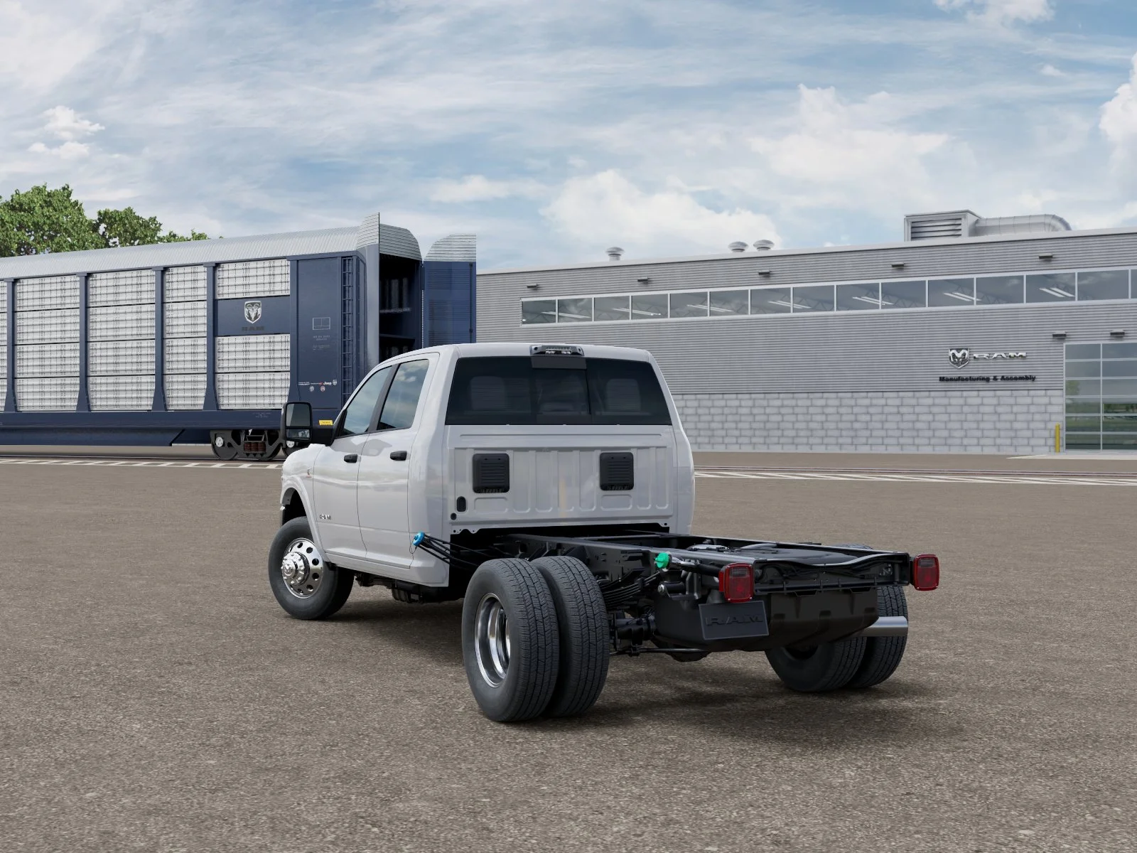 New 2026 Bright White Clear-Coat Exterior Paint RAM TRADESMAN image 3