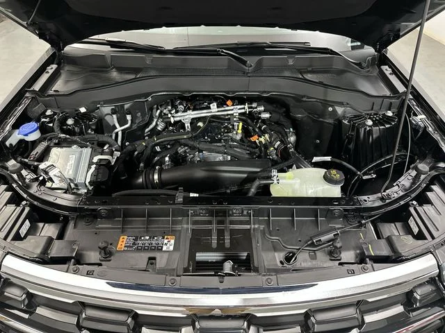 New 2026 Agate Black Metallic Ford Active image 19