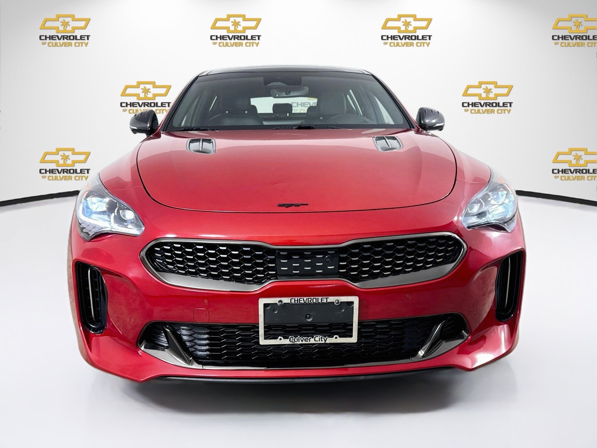 Used 2023  Kia GT2 image 2