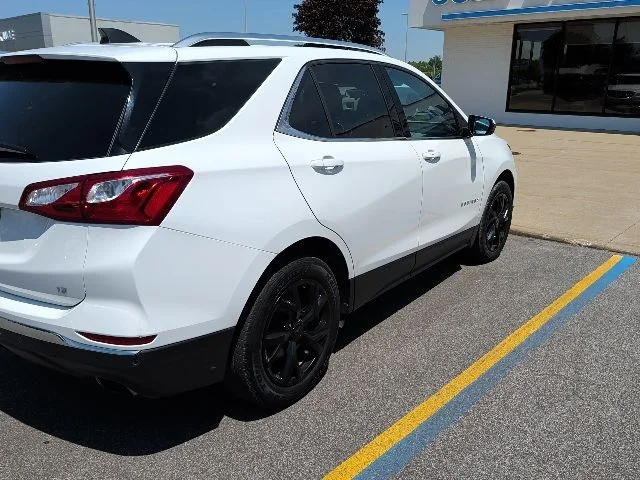 Used 2020 White Chevrolet LT image 4