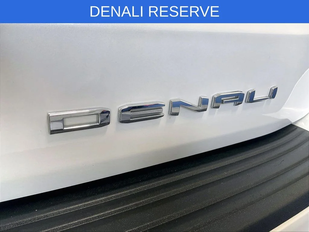 Used 2024 White GMC Denali image 30