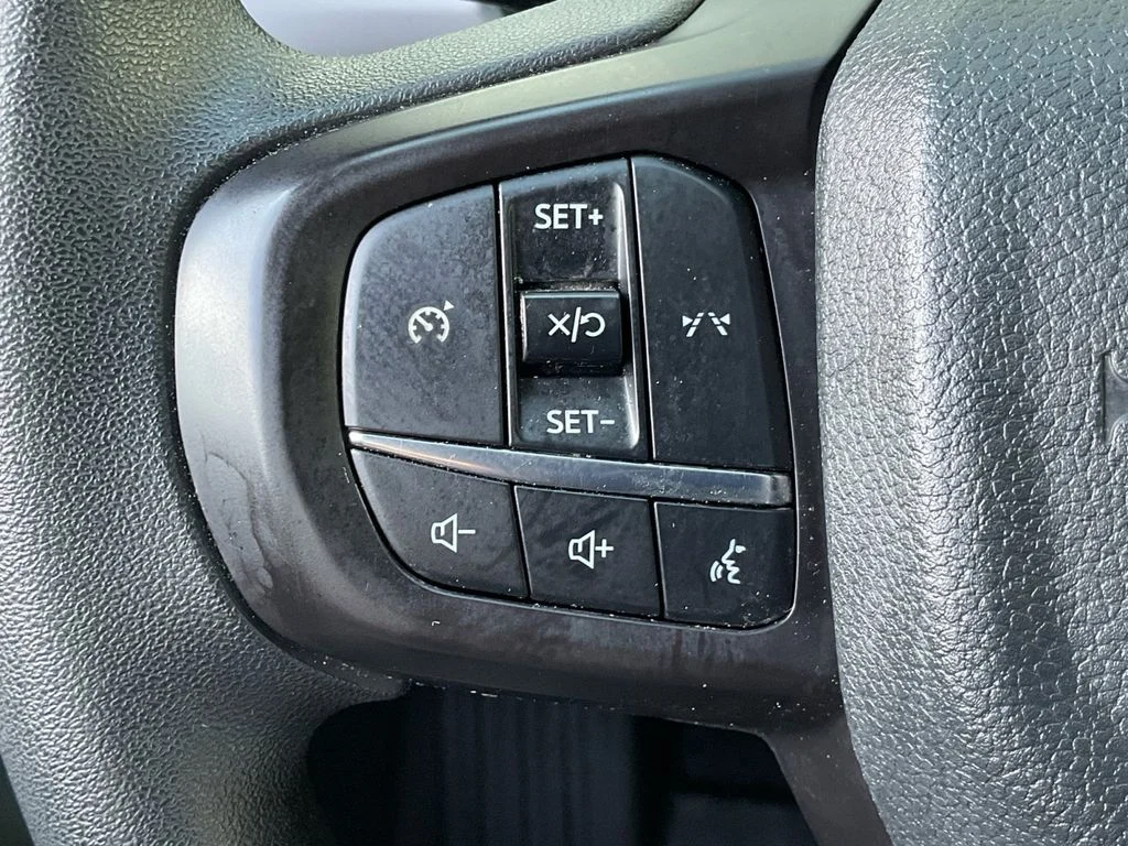 Used 2025 Blue Ford XL image 33