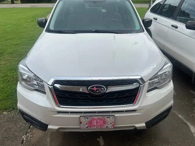 Used 2018 White Subaru 2.5i image 8