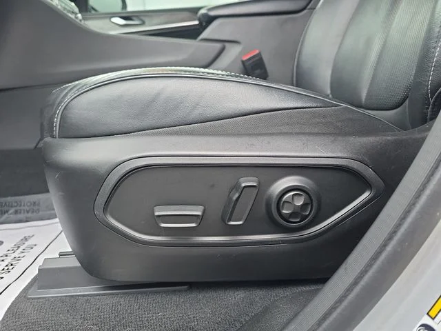 Used 2024 Silver Jeep Overland image 31