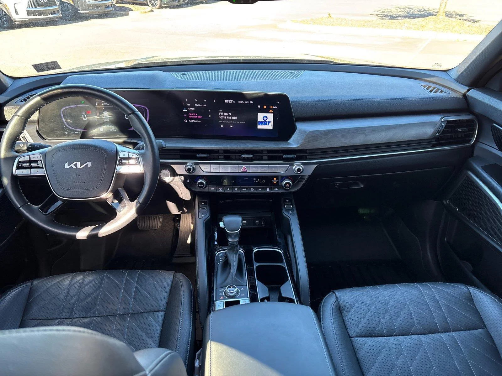 Used 2025 Jungle Green Kia EX X-Line image 35