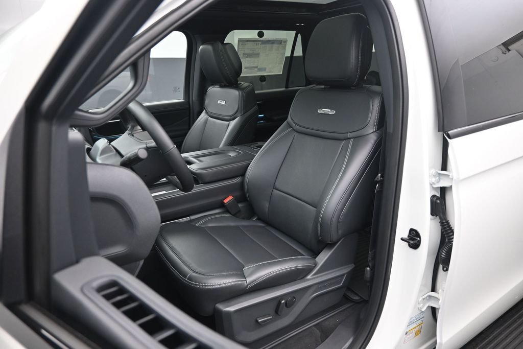 New 2027 White Ford Platinum image 8