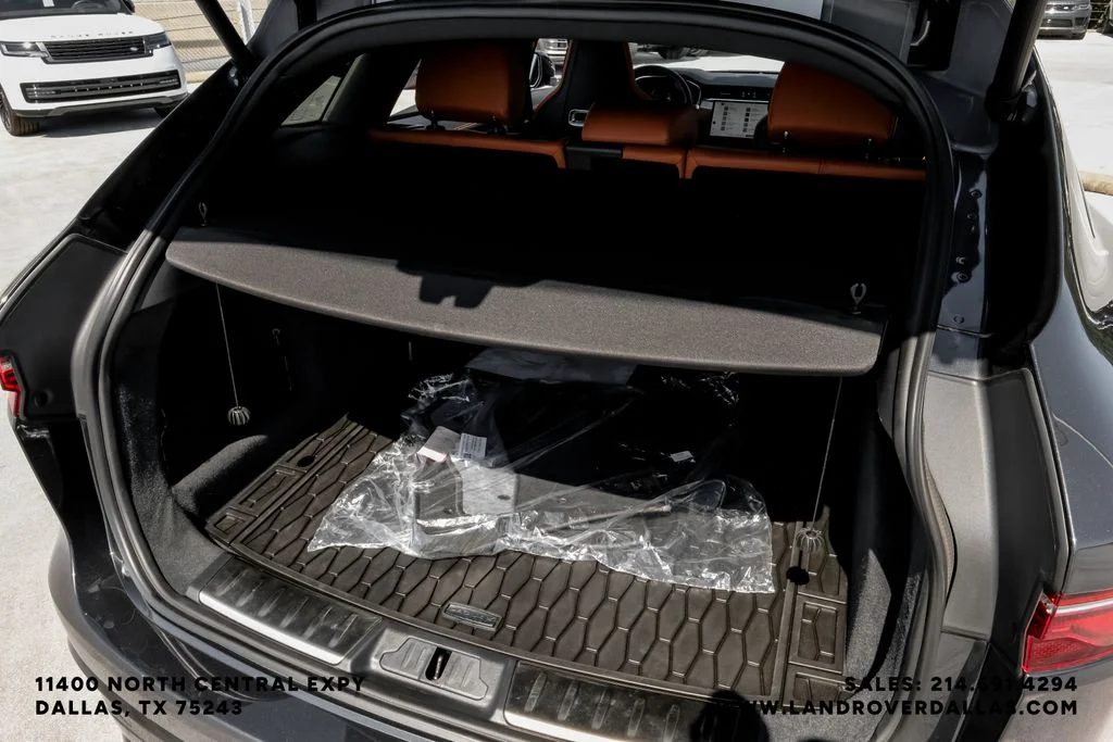 Used 2026 Grey Jaguar P400 R-Dynamic S image 58