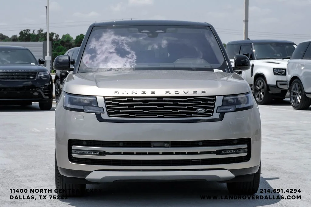 Certified Used 2023 Batumi Gold Premium Metallic Land Rover SE image 5