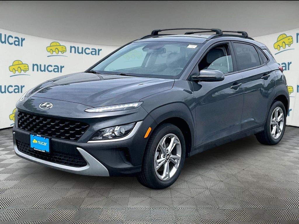 Used 2023 Gray Hyundai SEL image 3