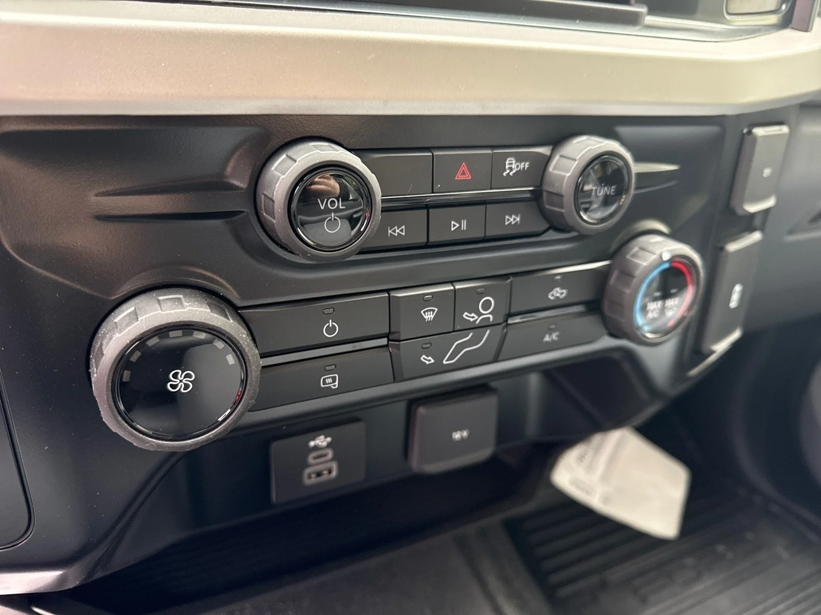 2026 Ford F-250 Super Duty XL - Photo 14