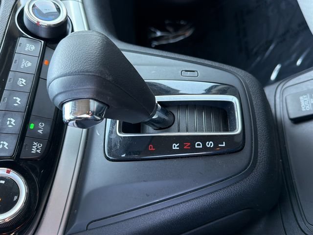 Used 2016 Blue Honda SE image 24