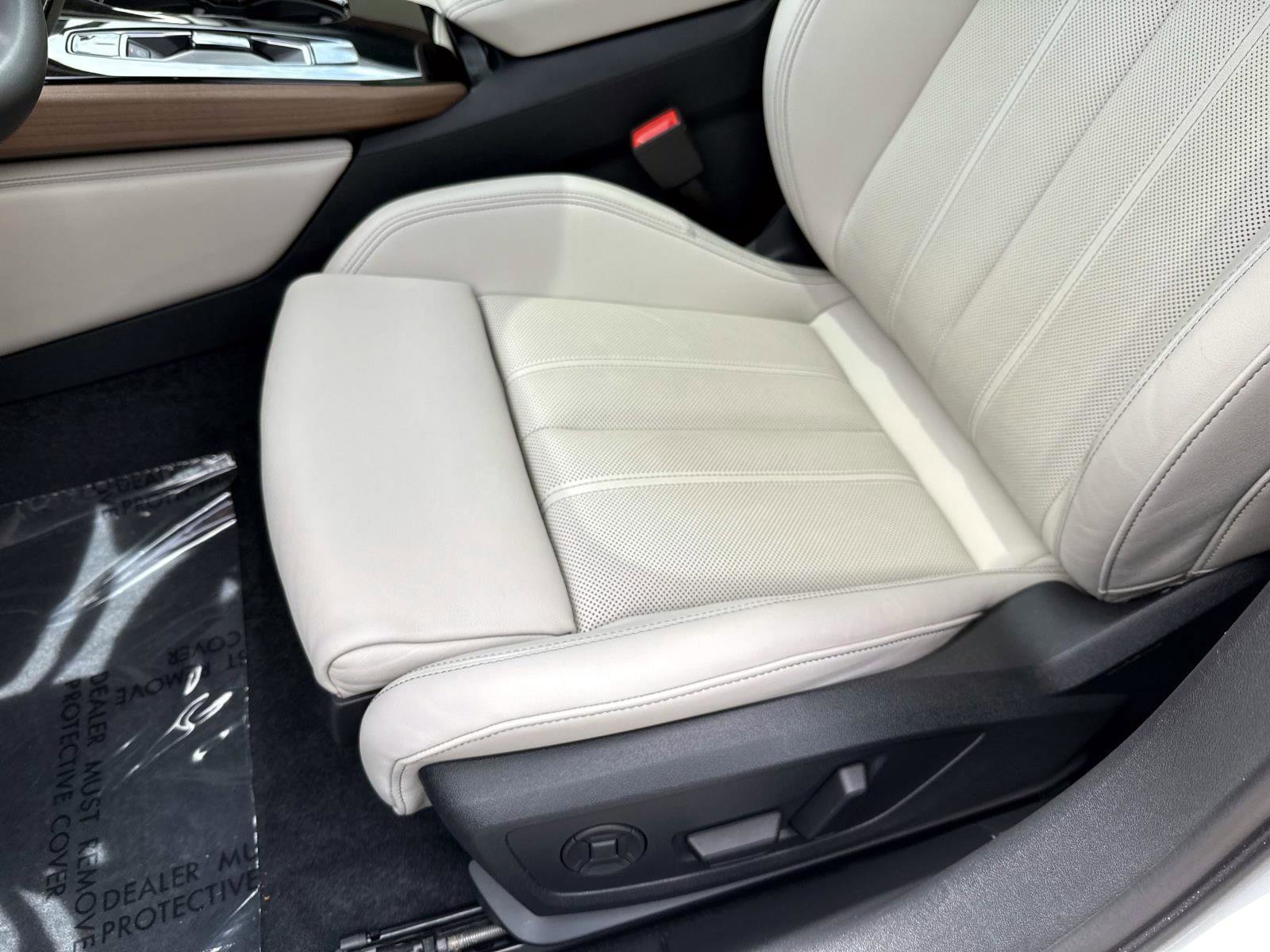 Used 2025 Glacier White Metallic Audi 2.0T Premium Plus image 20