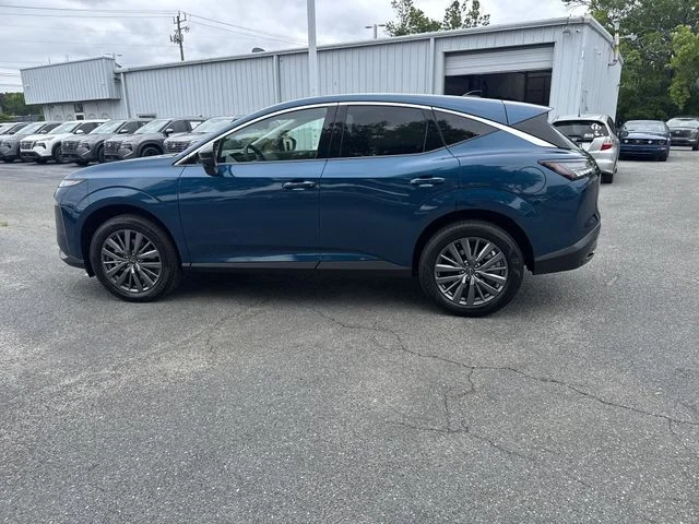 Used 2026 Blue Nissan SL image 8