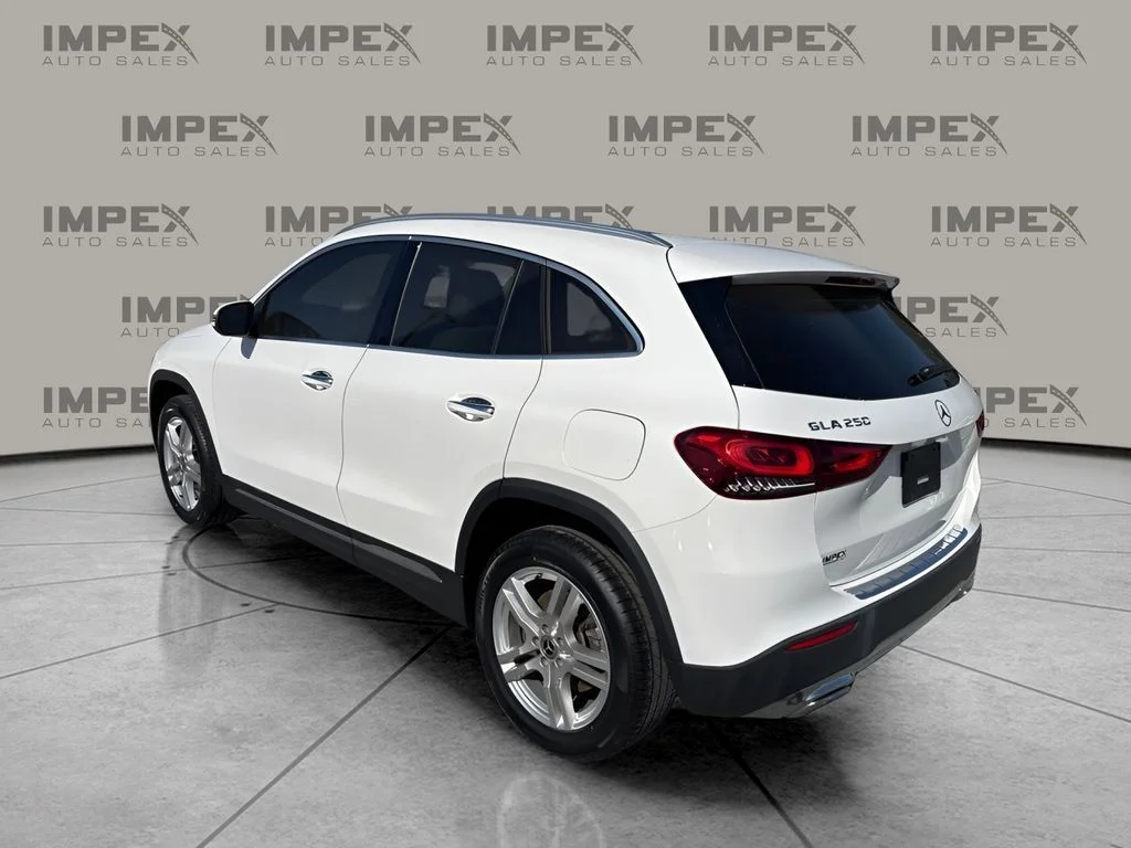 Used 2022 White Mercedes-Benz GLA 250 image 3