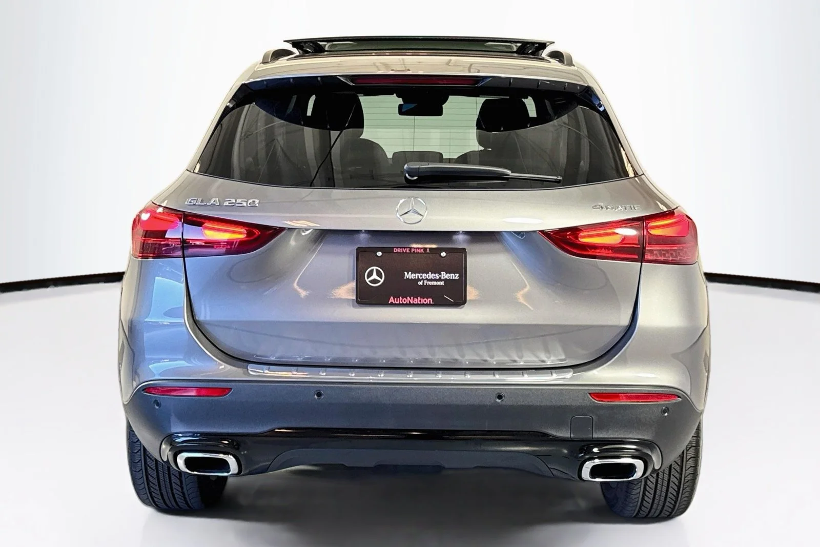 Used 2026 Mountain Grey Metallic Mercedes-Benz GLA 250 image 6