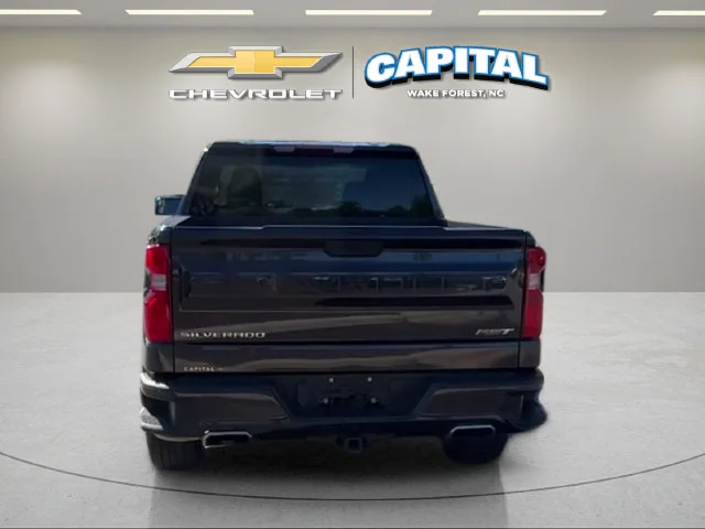 Used 2022 Gray Chevrolet RST image 4