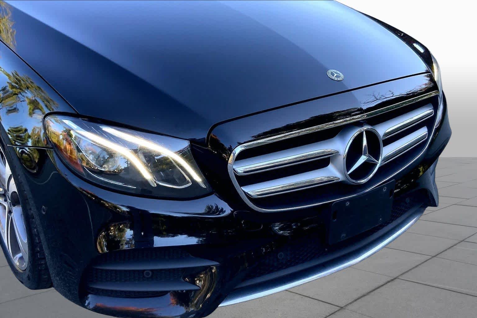Used 2020 Black Mercedes-Benz E 350 image 29