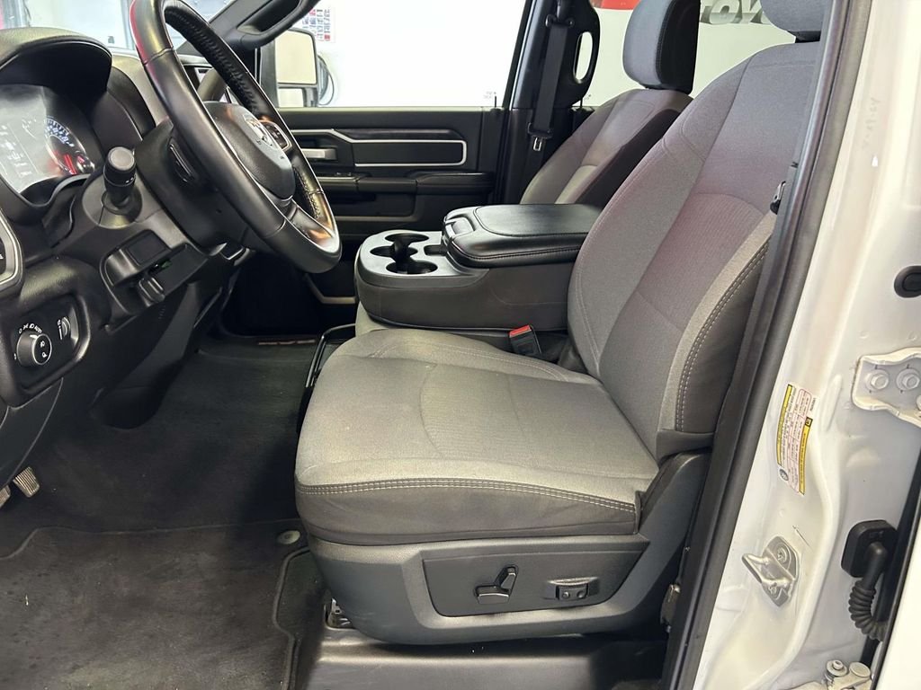 Used 2024 White Ram Big Horn image 19