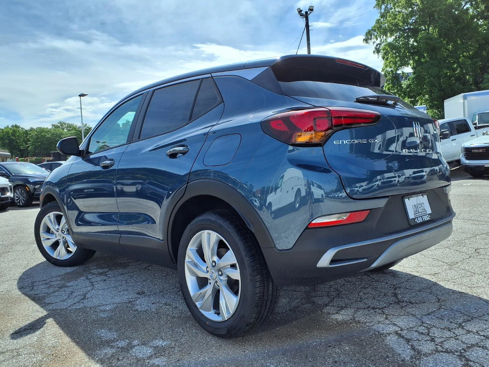New 2026 Ocean Blue Metallic Buick Preferred image 21
