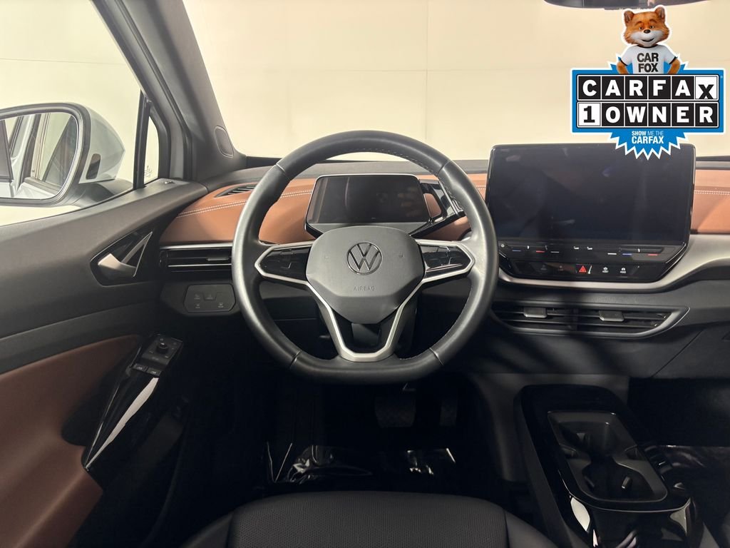 Used 2021 Glacier White Metallic/Black Roof Volkswagen Pro S image 15