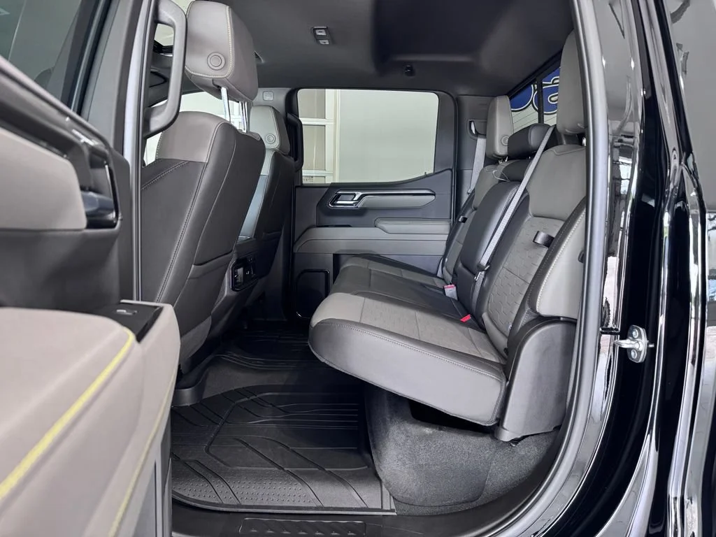 Certified Used 2025 Black Chevrolet ZR2 image 12