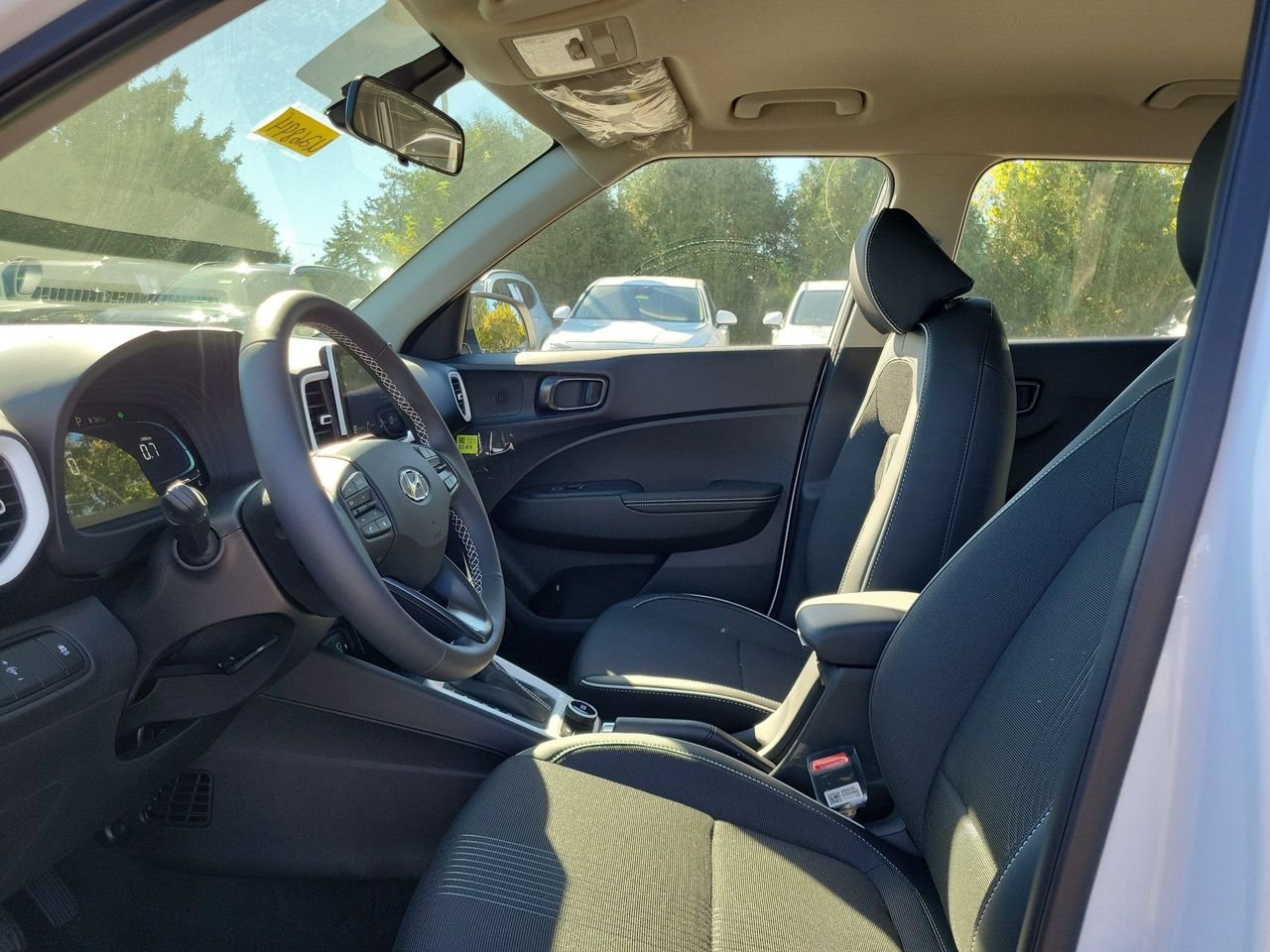 New 2026 Lunar White w/Black Roof Hyundai SEL w/Two-Tone Roof image 15