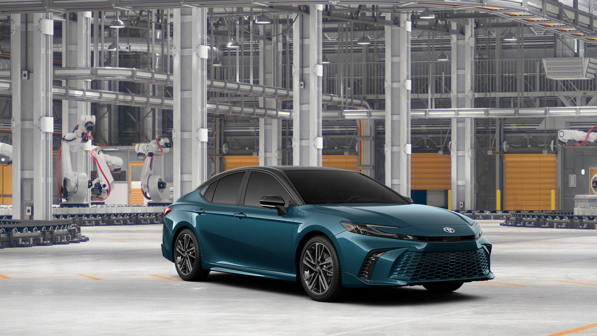 New 2026 Ocean Gem with Midnight Black Metallic roof Toyota XSE image 15