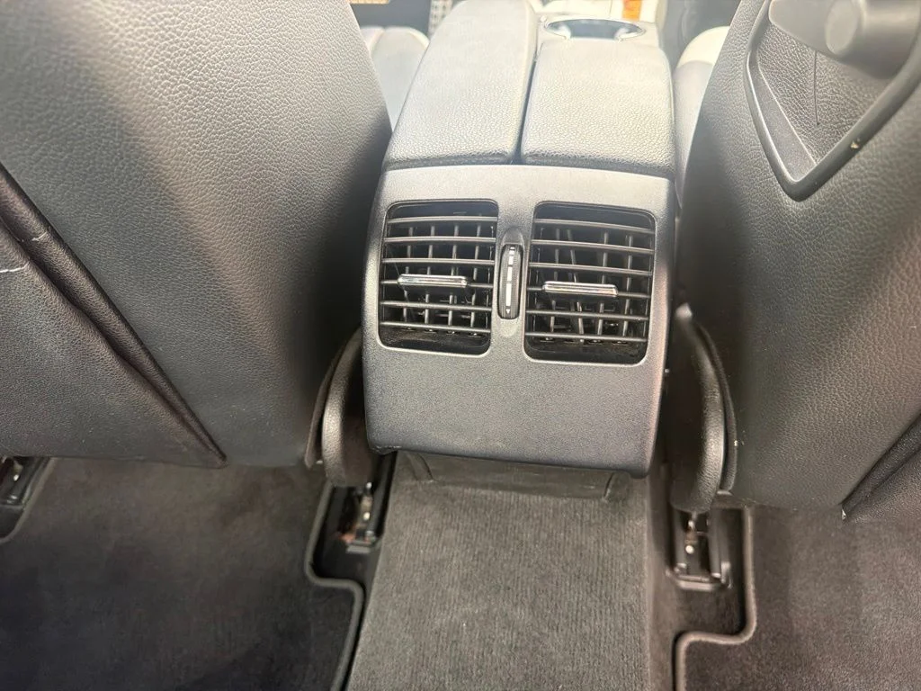 Used 2011 Silver Mercedes-Benz C 300 image 46